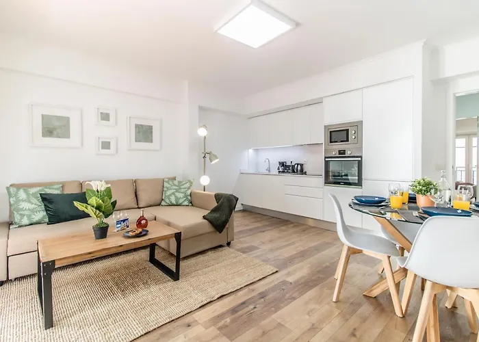 At Santo Antonio Flat Apartamento Lisboa