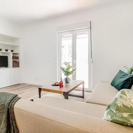 Апартаменты At Santo Antonio Flat Лиссабон