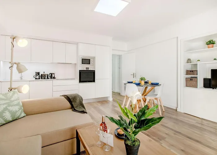 At Santo Antonio Flat Lisbon